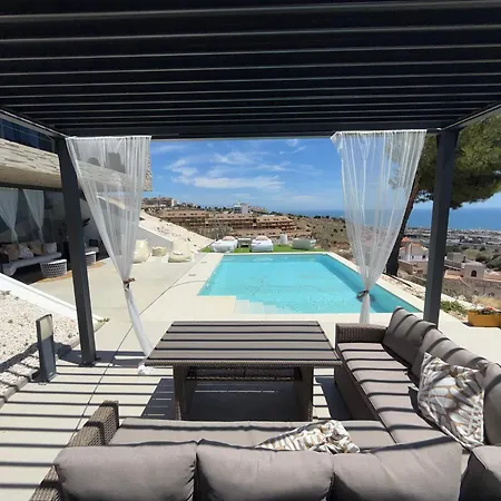 Villa Amazing In Benalmádena
